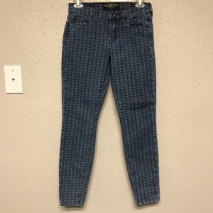 Patterned Lucky Brand skinny jeans